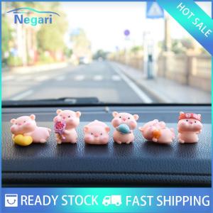 NG Motor✨ COD ✨ Car 6 cái bộ dễ thương Pig xe trang trí nội thất vui tự động trung tâm giao diện điều khiển gương chiếu hậu đồ trang trí cho phụ kiện xe hơi