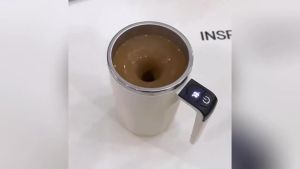 2026 New Electric Coffee Mug 400ml Electric High Speed Self Stirring Insulated Coffee Mug with a Built-in LCD & Lid Perfect for Brewing Coffee Milk Cocoa and Other Beverages (Black)