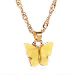 Gratis Semua - Kalung Rantai Bentuk Kupu Kupu Korean Style Bahan Akrilik Aksesoris Fashion Wanita / Korean Cute Butterfly Necklaces