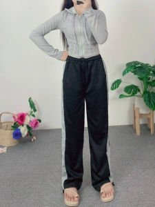 ชุดเซ็ตแฟชั่น เสื้อคลุมฮู้ด กางเกงขากระชับ ทรงสวย