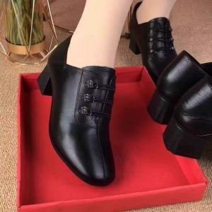 [Free Shipping] Genuine Soft Leather WomenS Shoes New Spring And Autumn Styles Soft-Soled Flats Non-Slip Fashionable Versatile Retro Work Shoes For Moms