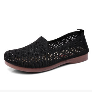 IELGY Summer casual slip-on mesh cloth shoes with soft soles and womens flat soles are breathable