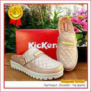 Sandal Wedges Wanita: Desain Elegan & Nyaman