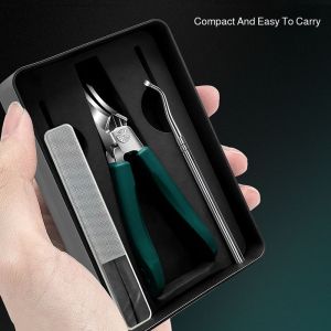 Large open nail clippers for practical household tools
