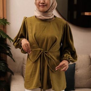 AQILA - Nayla Blouse - Kemeja Blouse Wanita Crincle - Kemeja Style Korean Blouse