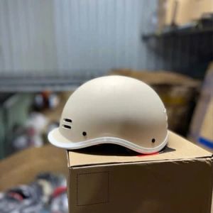 Mũ Bảo Hiểm Cá Heo Trend xu hướng - thương hiệu uy tín DANSHOP Mũ Bảo Hiểm Thời Trang - An Toàn - Giá Rẻ - Chất Lượng