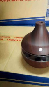 Máy xông tinh dầu phun sương khuếch tán vân gỗ diệt khuẩn nhà cửa TẶNG KÈM tinh dầu sả chanh