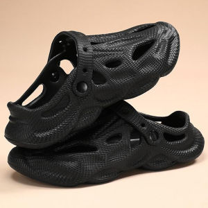 Comwarm 2025 Men Summer Slippers Fashion Hole Clogs Outdoor Beach Sandals Casual Garden Shoes Non-slip Designer Hollow Slippers