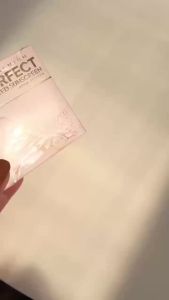 HIKARI SKIN Premium Tinted Sunscreen Hydrates Face Make Up Based Whitening Sun Block Anti Aging