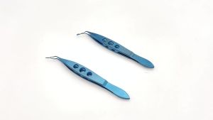 QSWTITAN Ophthalmic Nuclues Forceps Nucleus Cracker Forceps Sharp Head Titanium Micro Cracker Tweezers Ophthalmic Instrument