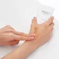 Kem Dưỡng Ẩm, Kiềm Dầu Dành Cho Da Mụn Skin1004 Madagascar Centella Soothing Cream 75ml. 