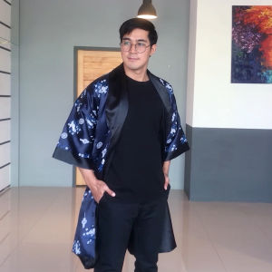 ชุดคลุมนอนผ้าซาติน ชุดคลุมนอน ชุดคลุมกิโมโนสองหน้า ชุดคลุมลายจีน Embroided Dragon Men Satin Robe Men robe Men bath robe