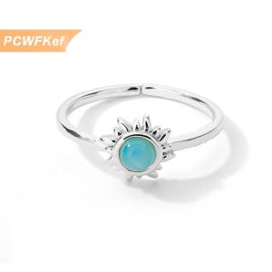 【PCWFKef】 แหวนโอปอลกันแดดสแตนเลสสำหรับผู้หญิงแหวนคู่รักสีทองแหวนแต่งงานแหวนหมั้นสวยงามของขวัญงานปาร์ตี้ bague Femme