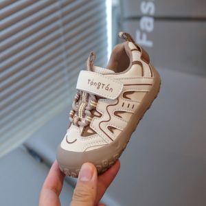 Autumn new baby walking shoes with leather surface female baby indoor shoes anti slip soft sole male baby sports shoes 16-25