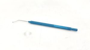 Dụng cụ phẫu thuật mắt QSWTITAN Eye Epithelial Microhoe dùng cho thủ thuật LASEK móc kéo mắt 120mm.