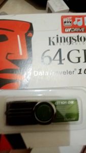 COD PLASHDISK KINGSTON 8 GB/16GB/32GB/64GB MURAH