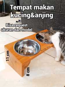 tempat makan hewan peliharaan kucing dan anjing