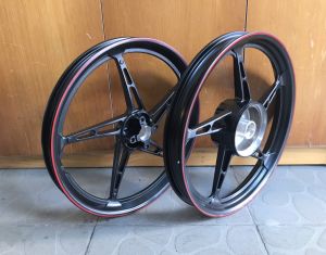 MÂM VÀNH ĐÚC 5 CÂY THẮNG ĐĨA TRƯỚC-SAU ĐÙM NHỎ(NẮP BÁT PHANH NHỎ) CHO SIRIUS 50CC TRUNG QUỐC HỌC SINH RÁP LÊN ZIN THEO XE KHÔNG CHẾ CHÁO