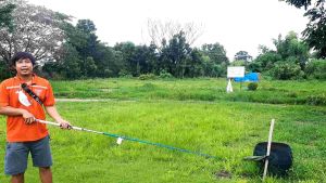 คันตกหน้าดิน ราคาสุดคุ้มจ้า (ด้ามคันอาจมีรอยนิดหน่อยจากการขนส่ง ไม่มีผลต่อการใช้งาน ราคานี้ขอคนไม่ดราม่านะคะ) - ราคาพิเศษ ช้าอดหมดคะ แบ้งก์คันผลิตจาก ไฟเบอร์ผสมคาบอน น้ำหนักเบา เหนียว เกินราคา เวท 10-20 G. ด้ามยาง EVA สีครีม ทรงสวย คัน 2 ท่อน