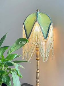 FFBH Vintage Bedside Lamp Metal Tassel Luxury Table Lamp Art Aesthetics Night Light Room Bedroom Bedside Table Mood Light Decorations 9H4B3