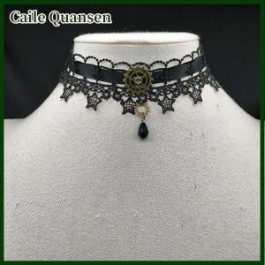 Caile สร้อยคอแนวสตีมพังค์สไตล์โกธิคประดับริบบิ้นลูกไม้สร้อยคอคอสำหรับเทศกาลคริสต์มาส