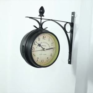 IGDL นาฬิกาแขวนผนังสองด้านนาฬิกาแขวนสถานีนาฬิกาติดผนังตกแต่งวินเทจสำหรับบ้าน/สวน/ตกแต่งกลางแจ้ง