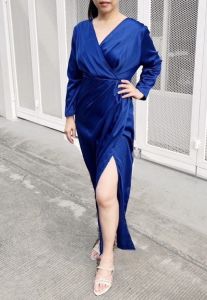 ชุดราตรีแขนยาว เสื้อผ้าคนอ้วน ชุดออกงานกลางคืน เดรสไซส์ใหญ่ ชุดคอวี เสื้อแขนยาว ราตรียาว