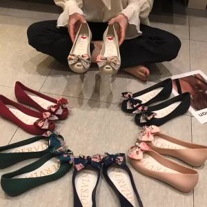 [Free Shipping] WomenS Jelly Shoes With Floral Pattern Rhinestones Bow Frosted Fish Mouth Design Flat-Soled Height-Increasing Soft-Soled Comfortable Single Shoes