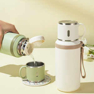 Large-capacity dual-purpose portable thermal cup