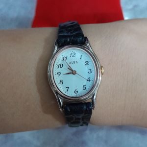 Đồng hồ nữ ALBA mặt trãi tia dây da màu đen second hand si nhật- đã qua sử dụng
