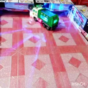 Mainan mobil truk sampah pengangkut sampah bisa jalan dan berlampu
