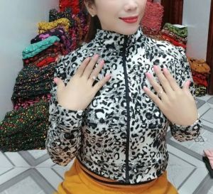 ÁO KHOÁC LỬNG TAY 2LỚP CÓ 2TÚI THUN NHIỀU HỌA TIẾT GIAO HỌA TIẾT BẤT KÌ NHA MẤY BÀ