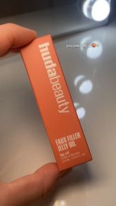 HUDA BEAUTY FAUX FILLER OIL JUICY 3.9ML