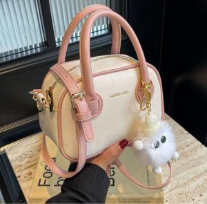 Túi xách nữ xách tay đeo chéo túi thời trang thiết kế 2quai tặng kèm móc gấu siêu xinh Thanhthushop68 900