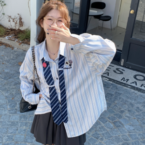 Kemeja wanita gaya korea dasi kemeja bergaris Kemeja lengan panjang longgar kasual retro
