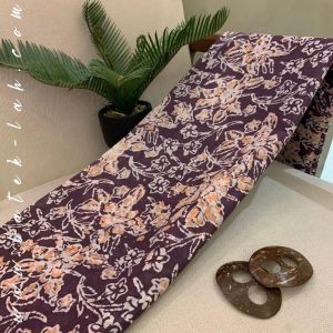 Batik Pareo ( One Coconut Shell ) - 100% Genuine Handmade Batik - Hand-Stamped Batik - Beach wear - Artistic Batik Pattern Pareo