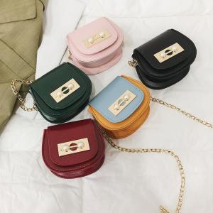 Pinfect Túi xách mini dành cho bé gái và phái nữ túi đeo chéo làm bằng da PU có dây đeo bằng xích kim loại túi đựng tiền hình bán nguyệt có đính ngọc trai kiểu dáng thời thượng thiết kế đơn giản ( kích thước 11*9*6cm) - INTL
