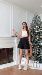 กางเกงขาสั้นทรง Basic เนื้อผ้าไอด้า มีความนิ่ม เบา สบาย และเป็นทรงที่ไม่สั้น เป็นทรงที่ใส่ได้ทุกวัย แมตได้กับเสื้อทุกแบบ