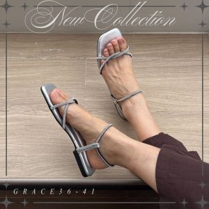 [ส่งเร็วพิเศษ!] รองเท้าแตะผู้หญิง grace GF-041 รุ่น แตะเพชรร้ดข้อ ไซส์ 36-41 รองเท้าแตะส้นสูง 1 cm. รองเท้าส้นแบน รองเท้าแฟลต รองเท้าแฟชั่น รองเท้าส้นเตี้ย นุ่ม&หรูหรา