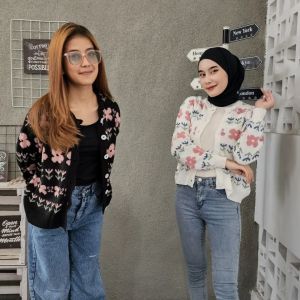 PROMO BISA COD Flower Knitt Outer / Cardigan Rajut Wanita / Caredi Rajutan Motif Bunga / Outer Kardigan Cewek / Promo Diskon Cardigan Murah Gudangbaju ID