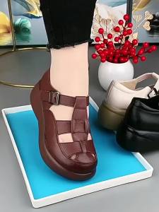 [Free Shipping] Sandals 2026 New Vintage Soft Leather Thick-Soled Hollow Pig Cage Toe Woven Single Shoes MomS Roman Sandals