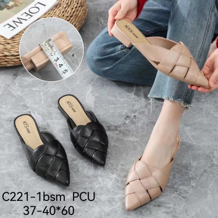 Sepatu%20Sandal%20Wanita%20Terbaru/Sepatu%20Flat%20Jelly%20Import%20Balance%20C211/Sendal%20Karet%20Korea%20Kekinian%20-%20Image%202