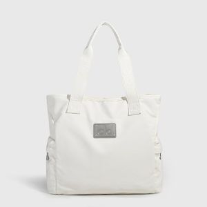 ALO Lightweight Nylon Tote Bag For Women Side Zip Storage Pockets Comfort Wide Handles Spacious Inner Space Fashion Shoulder Bag For Work Errands