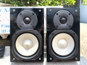 Bán Cặp Loa Booksheolf Onkyo D - N8 đẹp keng hát tốt