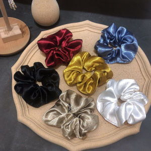 ♥SG READY STOCK♥5 pcs Korean Velvet Scrunchie 2020 Hair Bands Hair Scrunchy Hair Ties Hair Elastic Hair Accessory