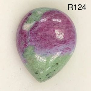 R124 พลอยทับทิมซอยไซต์ Ruby zoisite นน 16.80 กะรัต ดิบธรรมชาติ ขนาด 20x16x5.8 มม