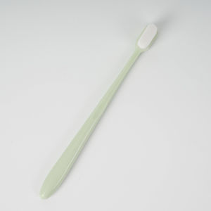 Sikat Gigi + Wadah Bulu Lembut Travel Friendly No.1 Japan Nano Tech Bulu Micro Extra Soft