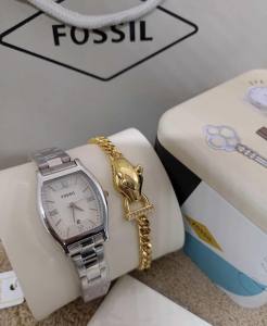 Japan Quartz Watch Ladies Stainless Gold