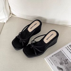 [Free Shipping] Thick-Soled Wedge Flip-Flops For Women 2026 Summer New Fashion Outdoor Wear Height-Increasing Sandals For Petite Women