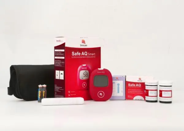 Bộ máy đo đường huyết Sinocare Safe AQ tặng 50 que thử và 50 kim lấy máu